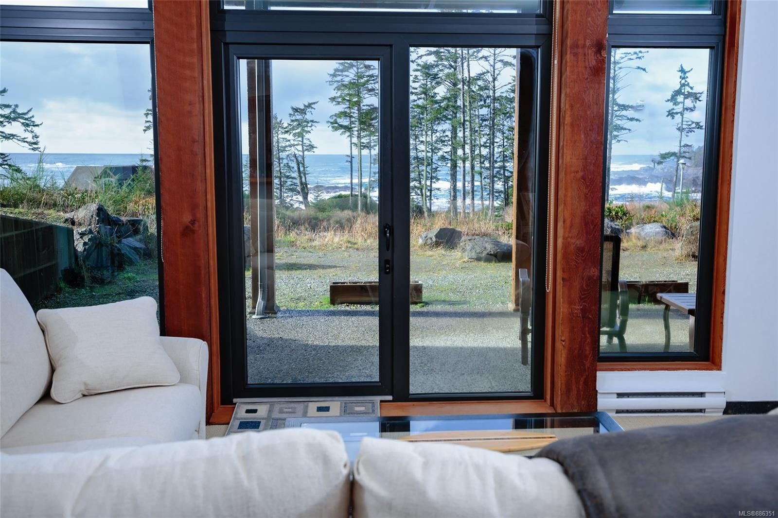 Main Photo: 106 545 Marine Dr in Ucluelet: PA Ucluelet Condo for sale (Port Alberni)  : MLS®# 886351