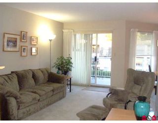 Photo 2: 207 32145 OLD YALE Road in Abbotsford: Abbotsford West Condo for sale in "CYPRESS PARK" : MLS®# F2832457