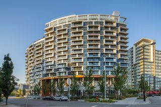 Main Photo: 408 1768 COOK Street in Vancouver: False Creek Condo for sale (Vancouver West)  : MLS®# R2731321