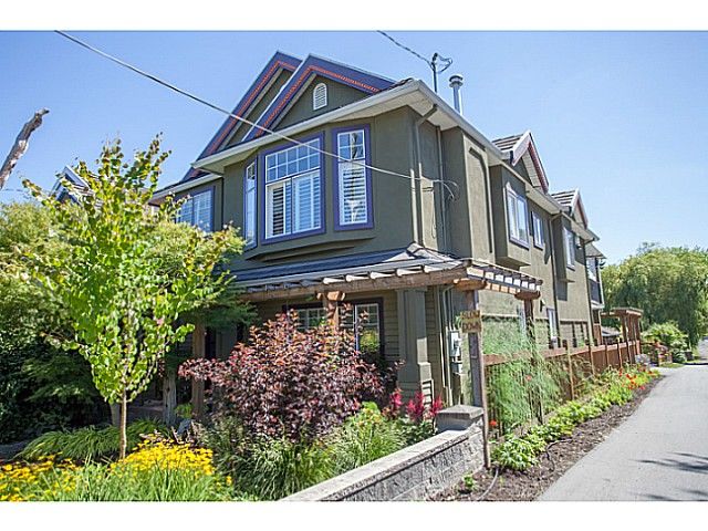 Main Photo: 4848 SOPHIA Street in Vancouver: Main House for sale (Vancouver East)  : MLS®# V1073611