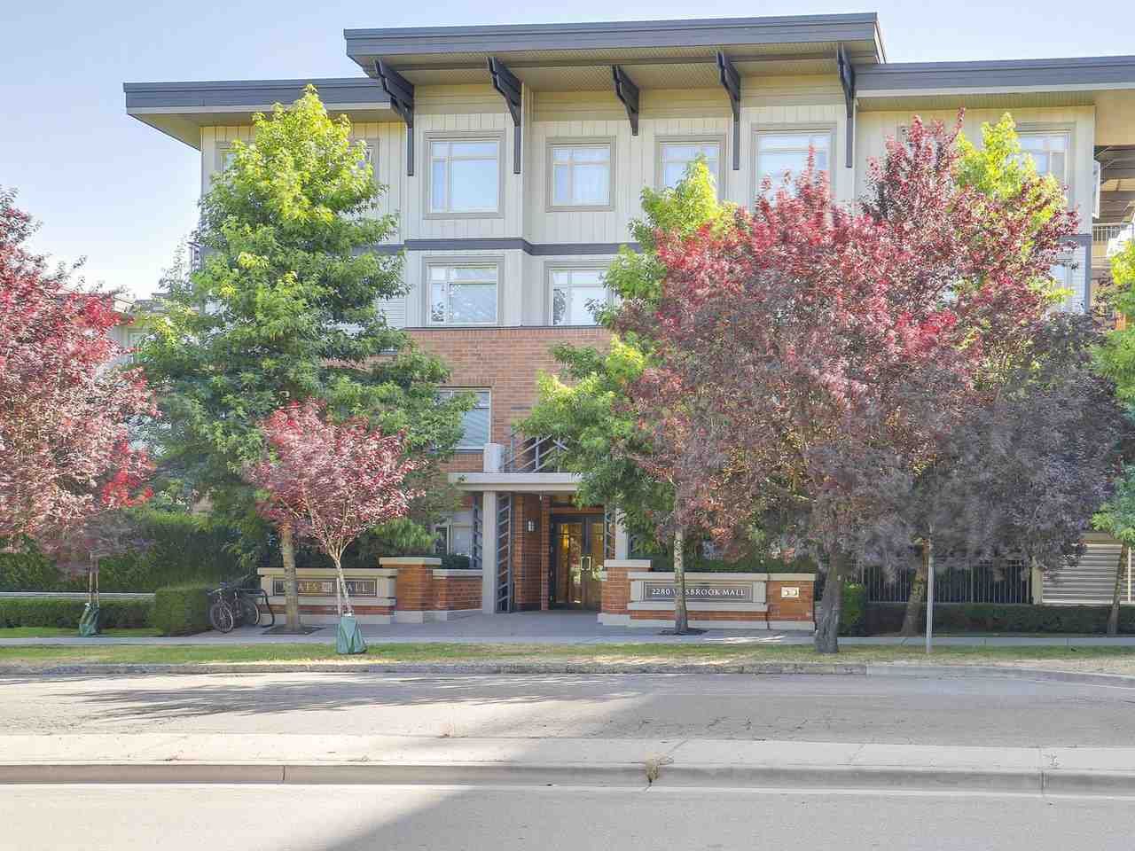 Main Photo: 311 2280 WESBROOK Mall in Vancouver: University VW Condo for sale in "KEATS HALL" (Vancouver West)  : MLS®# R2193319