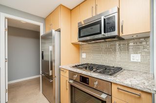 Photo 7: 616 38 W 1ST Avenue in Vancouver: False Creek Condo for sale in "THE ONE" (Vancouver West)  : MLS®# R2758493