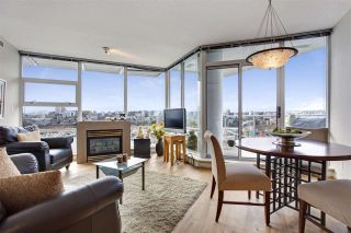 Photo 10: 1802 638 BEACH Crescent in Vancouver: Yaletown Condo for sale in "Icon" (Vancouver West)  : MLS®# R2538936