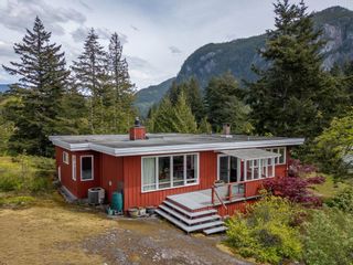 Photo 34: 38255 VISTA Crescent in Squamish: Hospital Hill House for sale in "Hospital Hill" : MLS®# R2863754