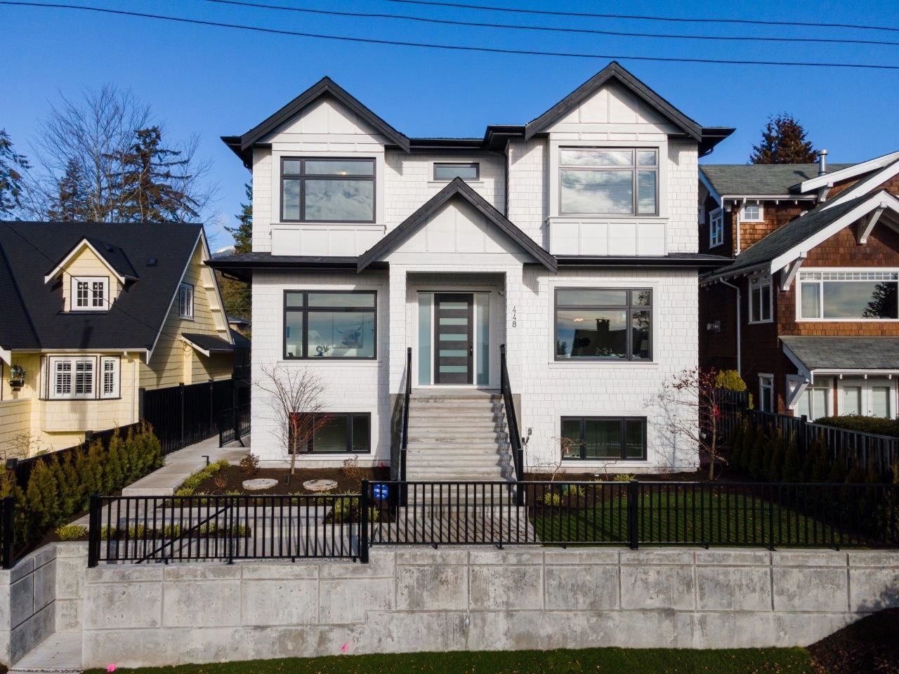 448  East 18TH Street, North Vancouver