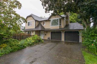 Photo 1: 5886 ANGUS Place in Surrey: Cloverdale BC House for sale (Cloverdale)  : MLS®# R2080499