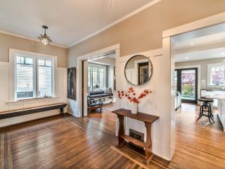 Photo 14: 910 W 22ND Avenue in Vancouver: Cambie House for sale (Vancouver West)  : MLS®# R2738908