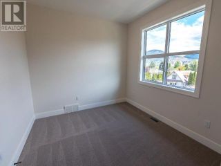 Photo 13: 385 TOWNLEY STREET in Penticton: House for sale : MLS®# 183471