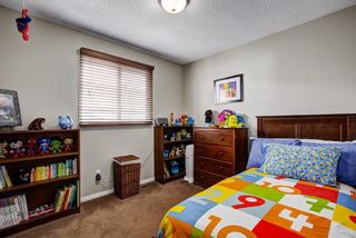 Photo 15: 8347 CENTRE Street NW in Calgary: Beddington Heights House for sale