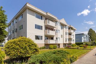 Photo 2: 102 22213 SELKIRK Avenue in Maple Ridge: West Central Condo for sale in "Cambridge House" : MLS®# R2781731