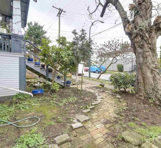 Photo 19: 2124 PRINCE EDWARD STREET in Vancouver: Mount Pleasant VE House for sale (Vancouver East)  : MLS®# R2240136