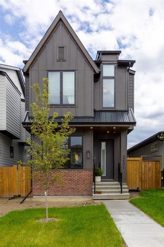 Photo 2: 2631 5 Avenue NW in Calgary: West Hillhurst Detached for sale : MLS®# A2131086