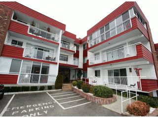 Photo 1: 210 32025 TIMS Avenue in Abbotsford: Abbotsford West Condo for sale in "Elmwood Manor" : MLS®# F1402309