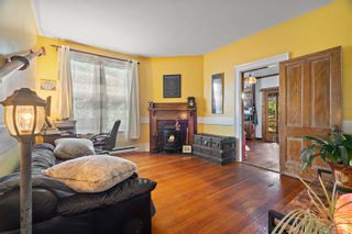 Photo 11: 128 St. Lawrence St in Victoria: Vi James Bay House for sale : MLS®# 912848