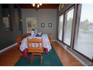 Photo 7: 69 Caton Pl in VICTORIA: VR View Royal House for sale (View Royal)  : MLS®# 530314